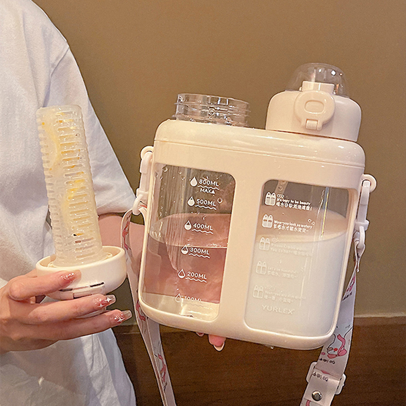 Simpatiche bottiglie d'acqua i - Water Filter Straw recensione e prezzo